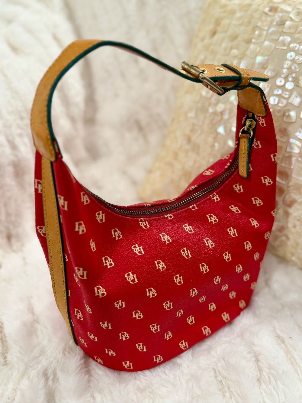 Vintage Dooney& Bourke Red Logo Hobo Shoulder Bag - Picture 11 of 16